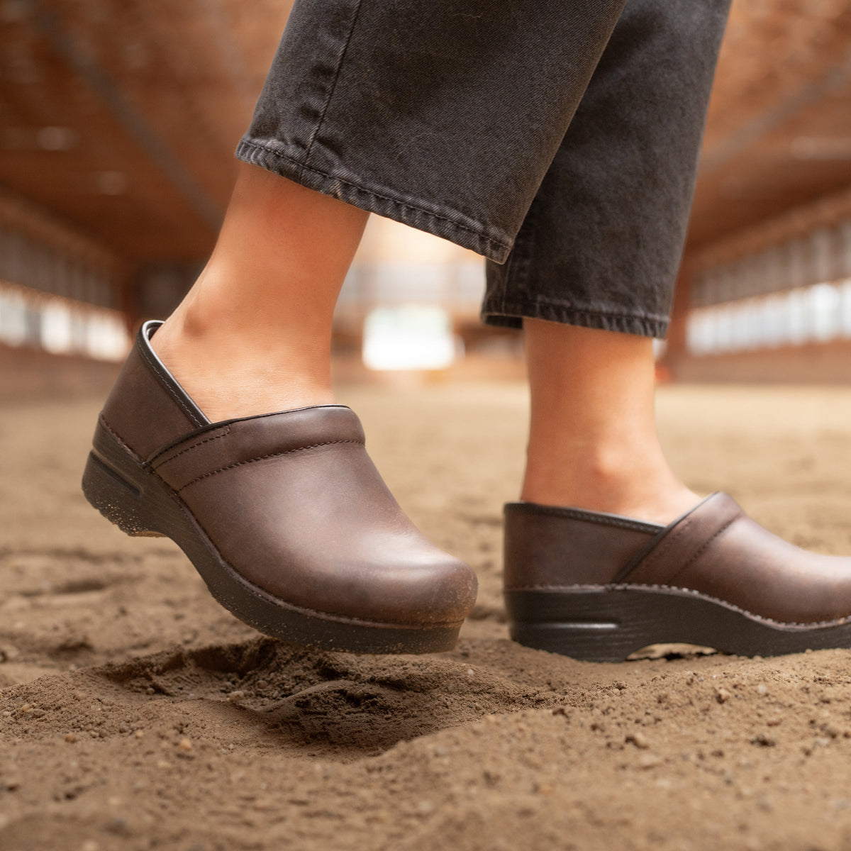 Professional Antique Brown Oiled - Dansko Value