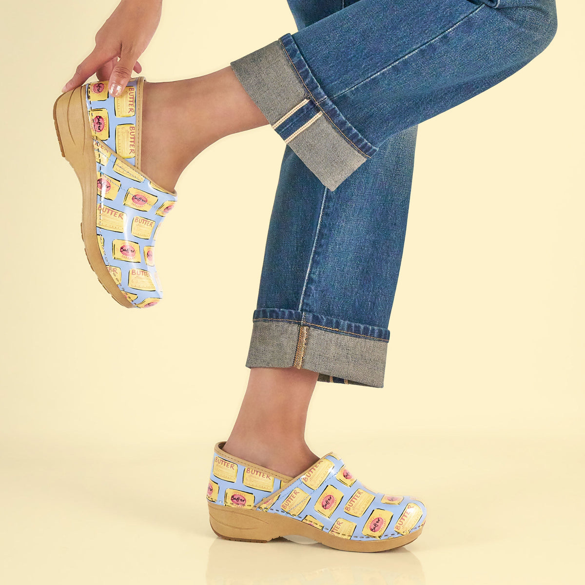 XP 2.0 Clog Butter Patent - Dansko Essential