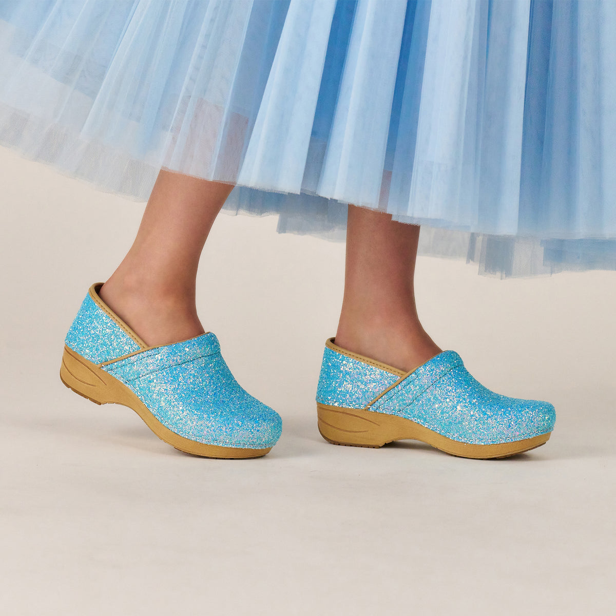 XP 2.0 Ice Blue Glitter - Dansko Essential