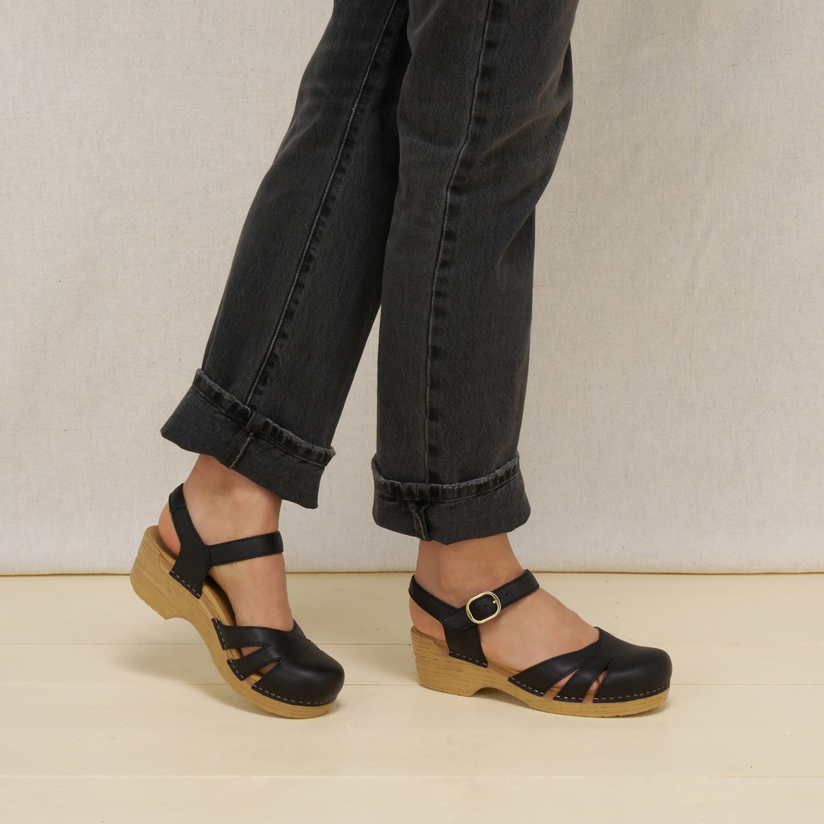 Margreta Black Leather - Dansko Best Price