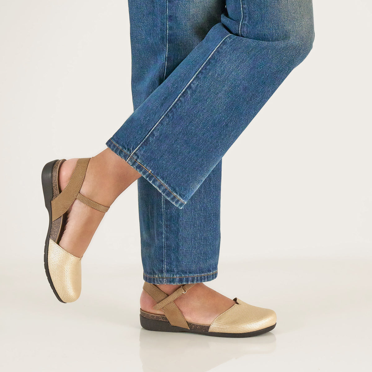 Rowan Taupe Metallic - Dansko Premium
