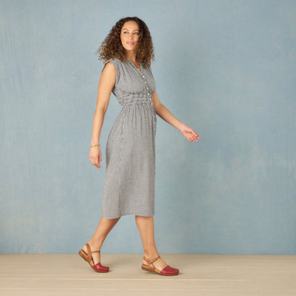 Rowan Red Leather - Dansko Classic