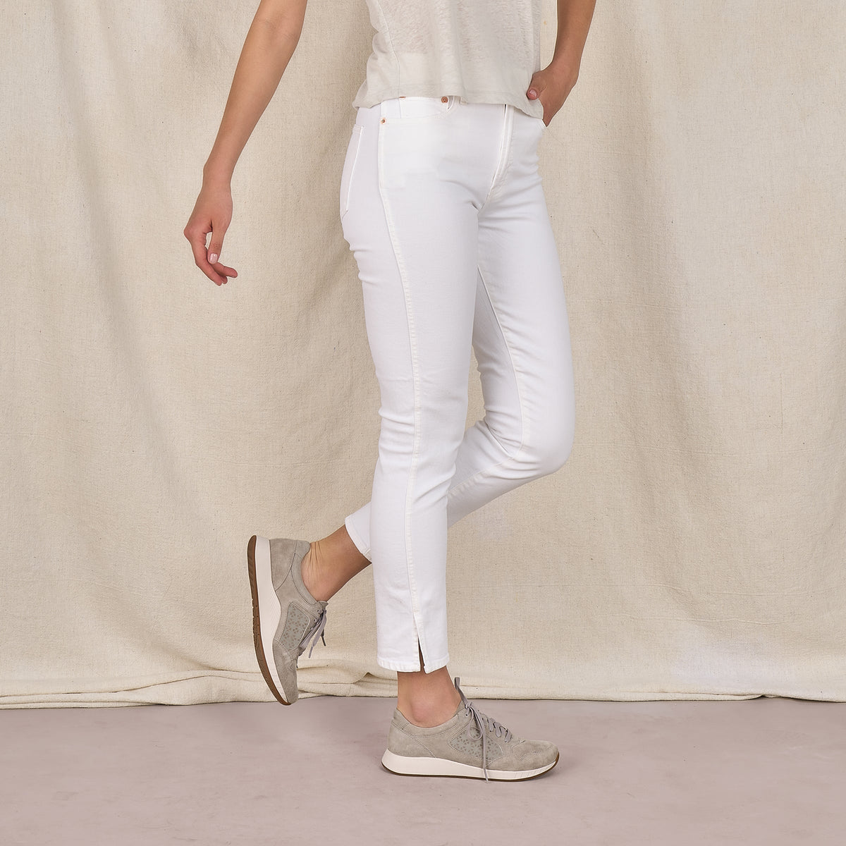 Catie Grey Suede - Dansko Top Pick