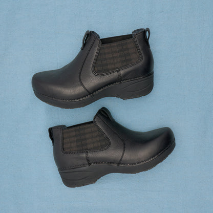 XP 2.0 Bootie Black Leather - Dansko Best Seller