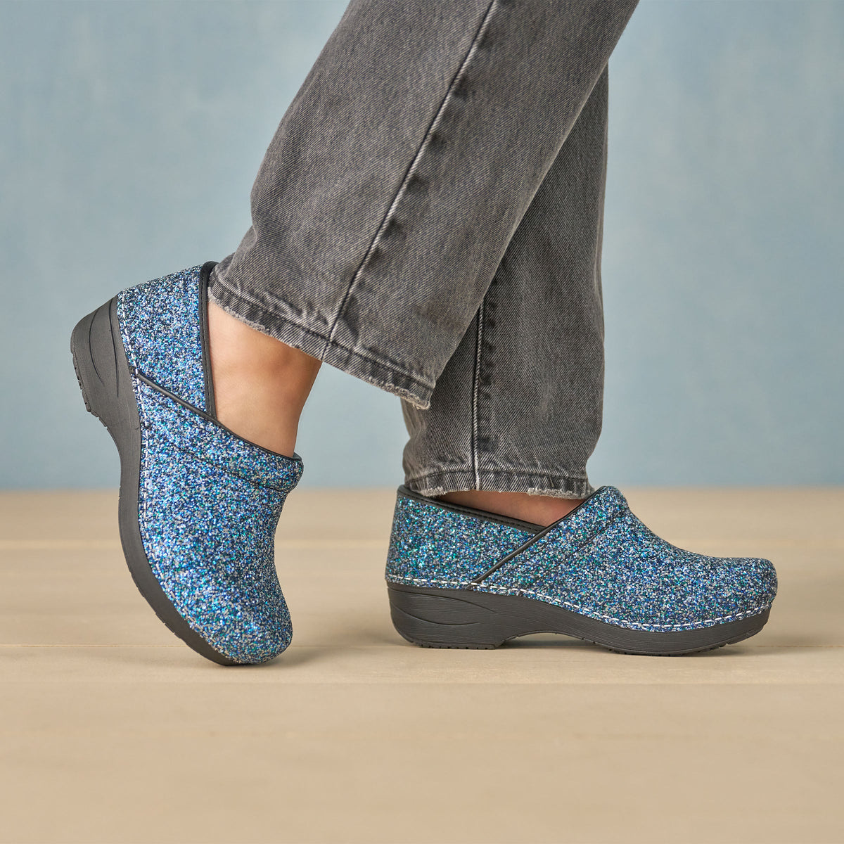 Wide XP 2.0 Night Glow Glitter - Dansko Top Pick