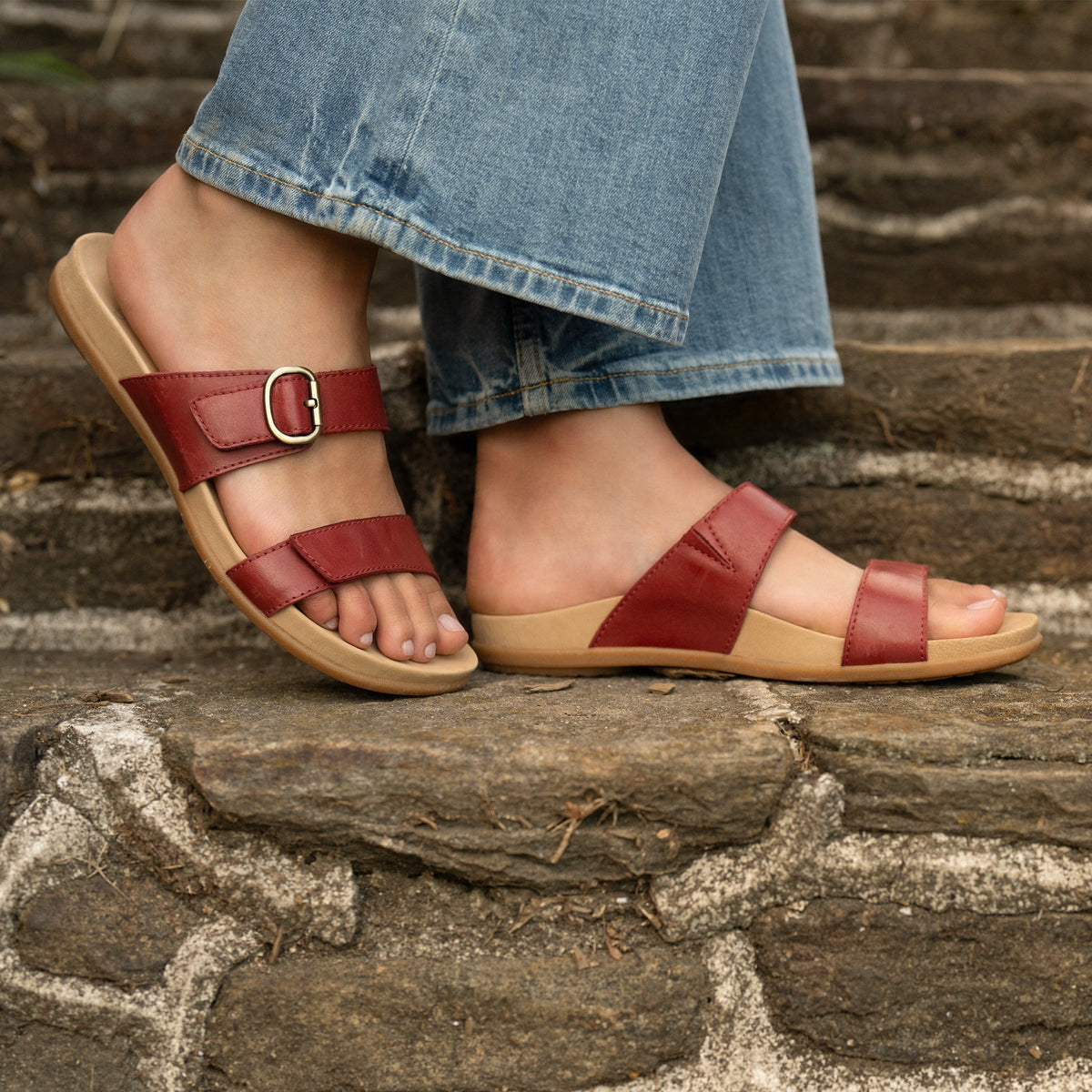 Justine Cayenne Calf - Dansko Signature