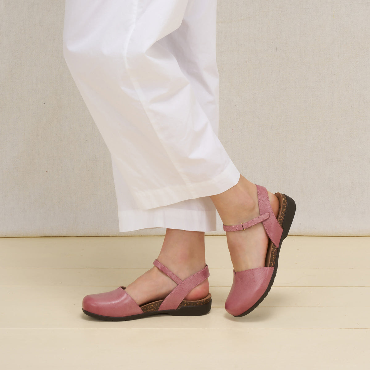 Rowan Pink Leather - Dansko Best Seller
