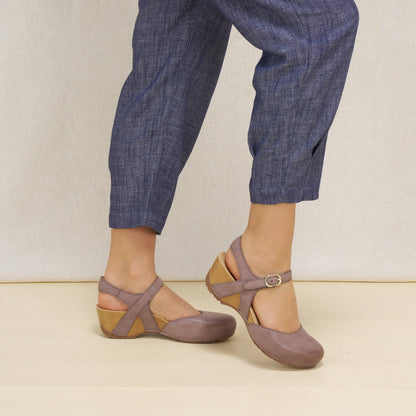 Tiffani Dusty Lilac Leather - Dansko Signature