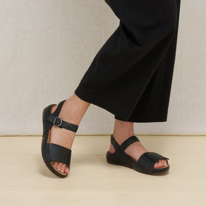 Tinsley Black Leather - Dansko Quality