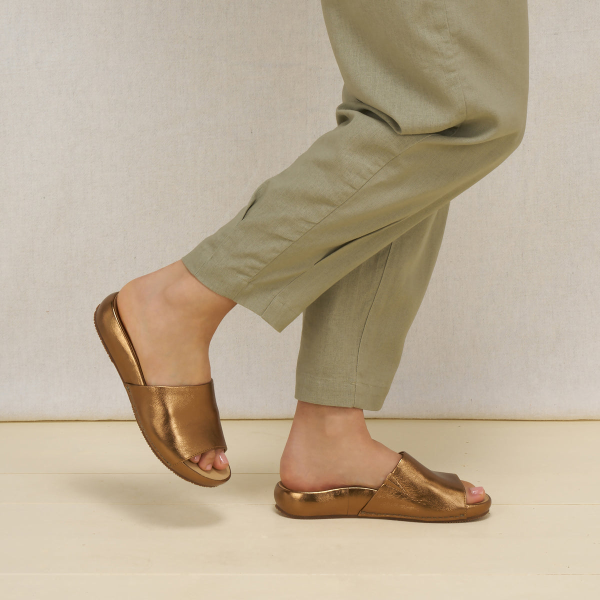 Twyla Bronze Metallic - Dansko Sale