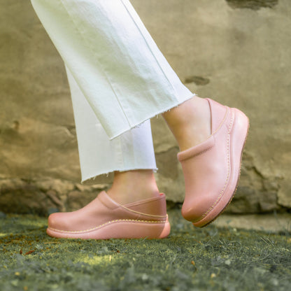 Platform Pro Coral Leather - Dansko Discount
