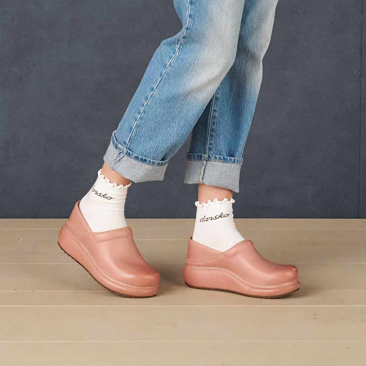Platform Pro Coral Leather - Dansko Discount
