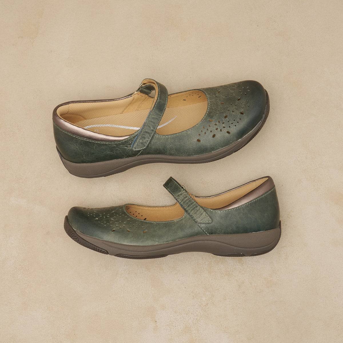 Stacy Lake Waxy Burnished - Dansko Everyday